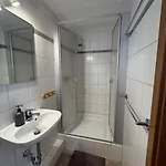 Konukevi Engel